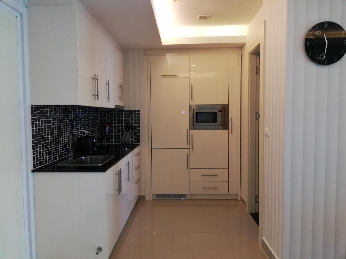 Cosy Beach View Apartments Pattaya Eksteriør billede