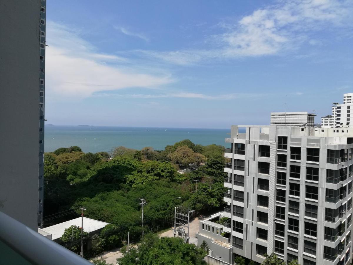 Cosy Beach View Apartments Pattaya Eksteriør billede