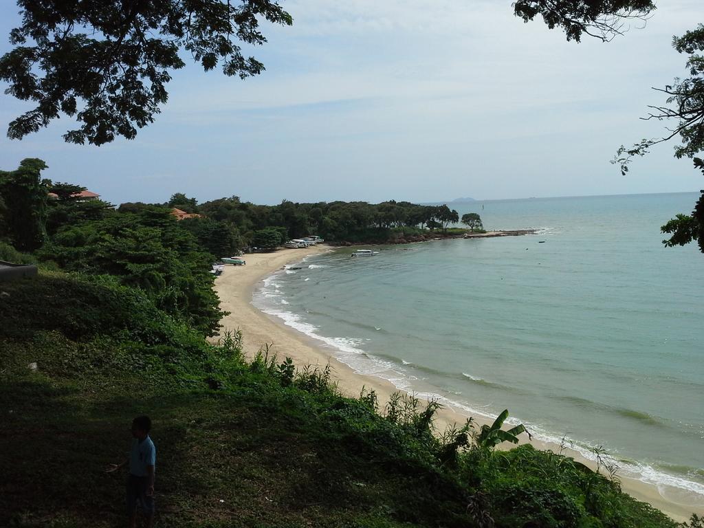 Cosy Beach View Apartments Pattaya Eksteriør billede
