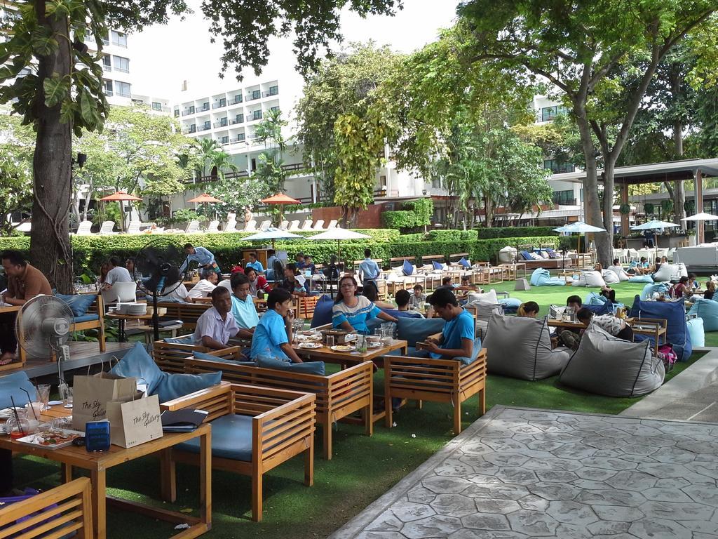 Cosy Beach View Apartments Pattaya Eksteriør billede